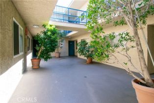 Condominium, 14560 Clark st, Sherman Oaks, CA 91411 - 25