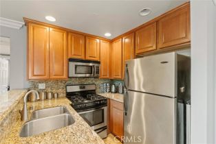 Condominium, 4211 Arch dr, Studio City, CA 91604 - 11