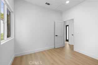 Single Family Residence, 542 Keystone st, Burbank, CA 91506 - 32