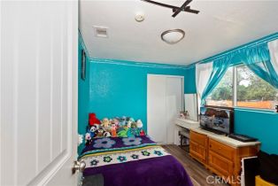 Single Family Residence, 245 Commercial ave, Riverside, CA 92507 - 8