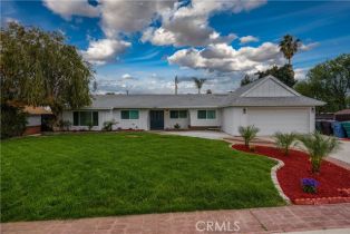 Single Family Residence, 1605 Via Vista DR, Riverside, CA  Riverside, CA 92506