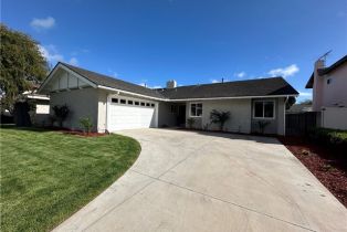 Single Family Residence, 7052 Moonlight CIR, Huntington Beach, CA  Huntington Beach, CA 92647