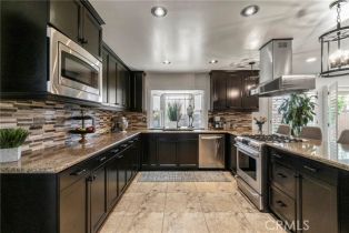 Single Family Residence, 1971 Oakland Hills dr, Corona, CA 92882 - 14