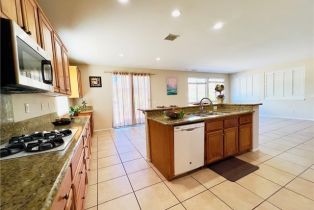 Single Family Residence, 17231 Greentree dr, Riverside, CA 92503 - 13