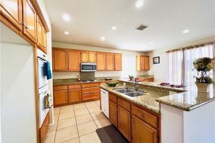 Single Family Residence, 17231 Greentree dr, Riverside, CA 92503 - 9