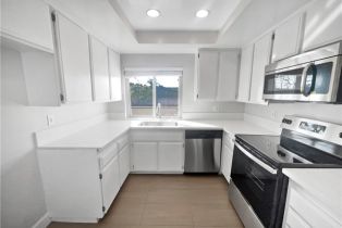 Condominium, 8566 Van Ness ct, Huntington Beach, CA 92646 - 6