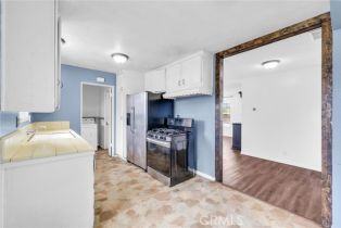 Single Family Residence, 8150 Woodson st, Long Beach, CA 90808 - 12