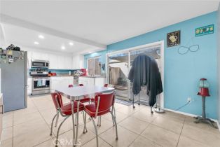 Condominium, 1533 Camelot dr, Corona, CA 92882 - 12