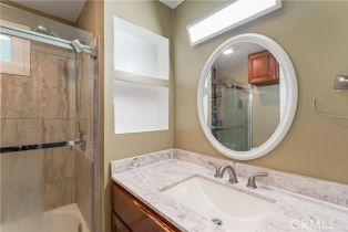 , 63 Round Table, Riverside, CA 92507 - 10