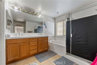 Single Family Residence, 11390 Parkfield ct, Riverside, CA 92505 - 30