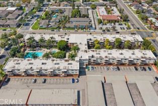 Condominium, 400 Acacia ave, Fullerton, CA 92831 - 32