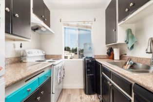 Condominium, 400 Acacia ave, Fullerton, CA 92831 - 7