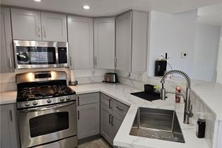 Condominium, 2548 Avenida Del, Corona, CA 92882 - 4
