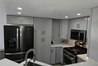 Condominium, 2548 Avenida Del, Corona, CA 92882 - 6