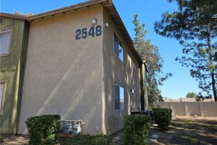 Condominium, 2548 Avenida Del, Corona, CA  Corona, CA 92882