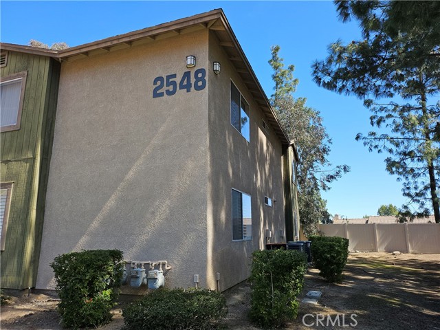 Condominium, 2548 Avenida Del, Corona, CA 92882 - 1