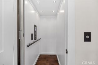 Single Family Residence, 2801 Bayside dr, Corona Del Mar, CA 92625 - 30