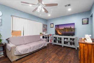 Condominium, 1777 Mitchell ave, Tustin, CA 92780 - 5