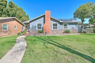Single Family Residence, 1215 Palm ave, Corona, CA 92879 - 2