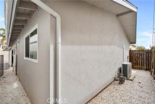 Single Family Residence, 2317 England ave, Huntington Beach, CA 92648 - 16