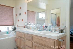 Single Family Residence, 2677 Las Mercedes cir, Corona, CA 92879 - 28