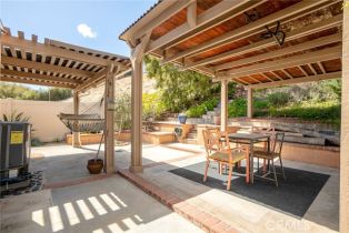 Single Family Residence, 2677 Las Mercedes cir, Corona, CA 92879 - 38