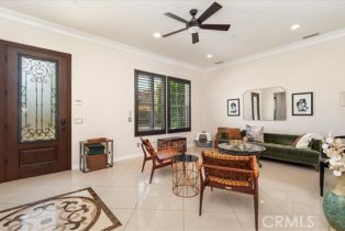 Single Family Residence, 5969 Via Las Nubes, Riverside, CA 92506 - 4