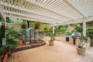 Single Family Residence, 23916 Via Madrid, Murrieta, CA 92562 - 5