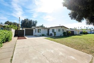 Single Family Residence, 3893 Overland st, Riverside, CA 92503 - 4