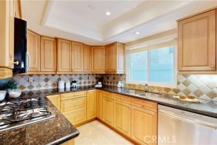 Single Family Residence, 811 Oceanhill dr, Huntington Beach, CA 92648 - 18