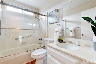 Single Family Residence, 811 Oceanhill dr, Huntington Beach, CA 92648 - 33