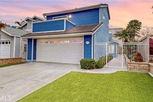 Single Family Residence, 811 Oceanhill DR, Huntington Beach, CA  Huntington Beach, CA 92648