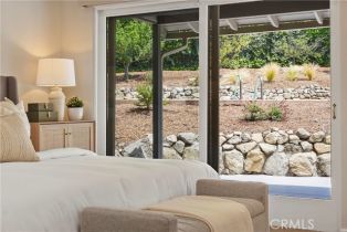 Single Family Residence, 1987 Windover rd, Pasadena, CA 91107 - 45