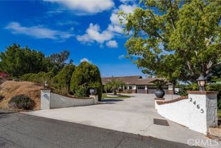 Single Family Residence, 2465 Via Oeste dr, Fallbrook, CA 92028 - 2