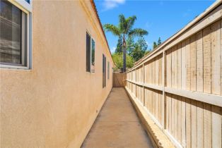 Single Family Residence, 40684 Corte Albara, Murrieta, CA 92562 - 29