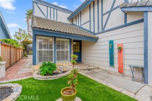 Single Family Residence, 25012 Carol ln, Laguna Hills, CA 92653 - 2