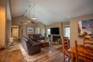 Condominium, 19 Windsong, Irvine, CA 92614 - 19