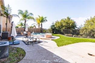 Single Family Residence, 363 Appleby st, Corona, CA 92881 - 18