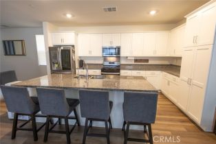 Single Family Residence, 1810 Park Place ln, Riverside, CA 92501 - 10