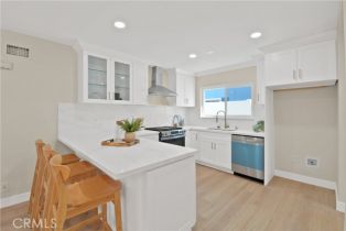 Single Family Residence, 696 Milford rd, Orange, CA 92867 - 11