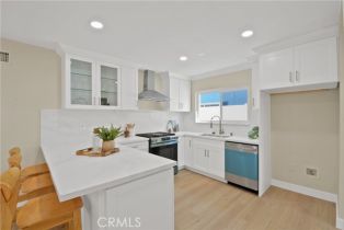 Single Family Residence, 696 Milford rd, Orange, CA 92867 - 13