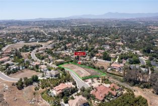 , 6945 Royal Hunt Ridge, Riverside, CA 92506 - 3