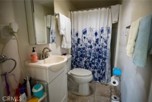 Single Family Residence, 161 Cota st, Corona, CA 92882 - 13