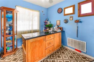 Single Family Residence, 10636 Wolfe ave, Riverside, CA 92505 - 13