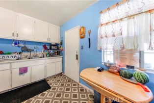 Single Family Residence, 10636 Wolfe ave, Riverside, CA 92505 - 17