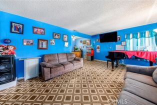 Single Family Residence, 10636 Wolfe ave, Riverside, CA 92505 - 8