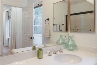 Single Family Residence, 27153 Woodbluff rd, Laguna Hills, CA 92653 - 28