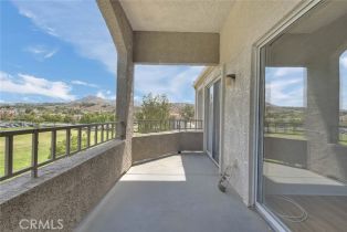 Condominium, 1995 Las Colinas cir, Corona, CA 92879 - 8