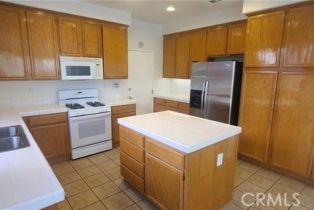 Single Family Residence, 19639 Allenhurst st, Riverside, CA 92508 - 10