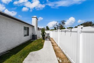 Single Family Residence, 1138 Millstream ln, Corona, CA 92878 - 32